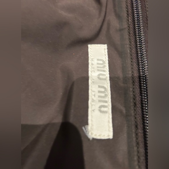 Patent leather Miu Miu travel bag - Picture 10 of 11